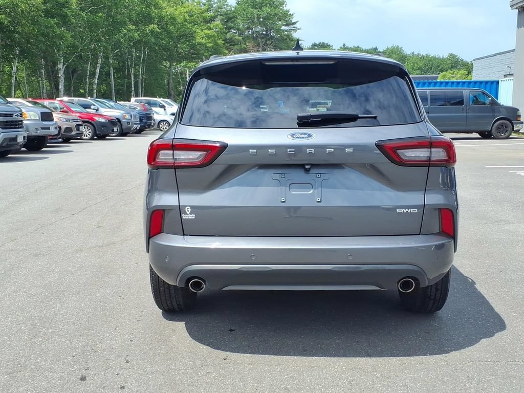 2024 Ford Escape ST-Line SUV